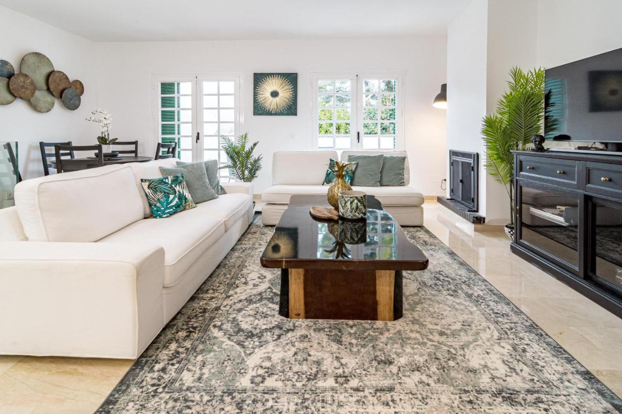 Charming And Modern 3-bedroom Duplex In Aloha Pueblo With Mountain Views Ferienhaus *